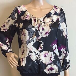 White House Black Market WHBM Sz S 100% SILK Black Floral Print Ruffled Blouse